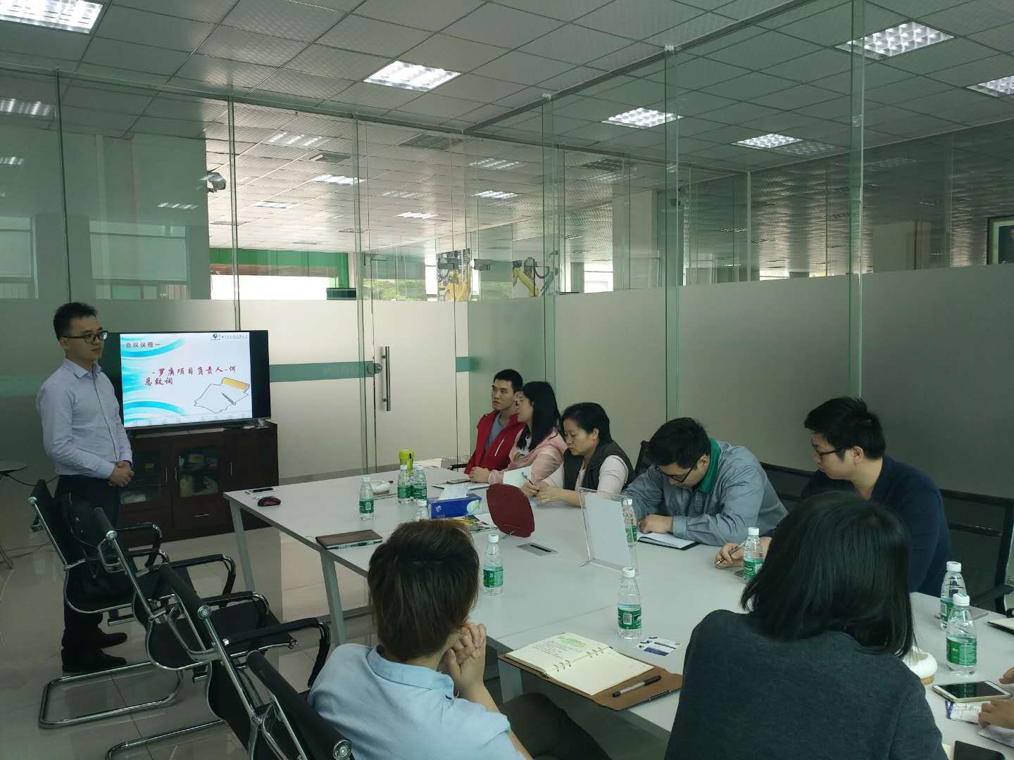 祝贺罗庚机器人签约顺景万搏(中国)